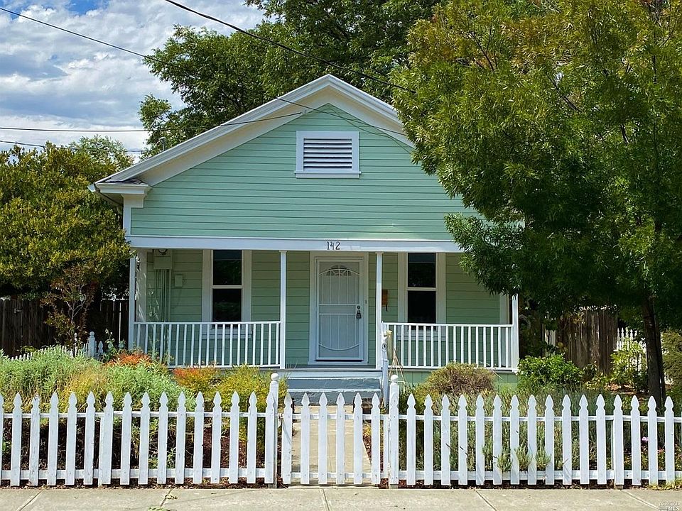 1st image of 142 West St