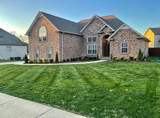 3671 Prestwicke Pl, Adams, TN 37010