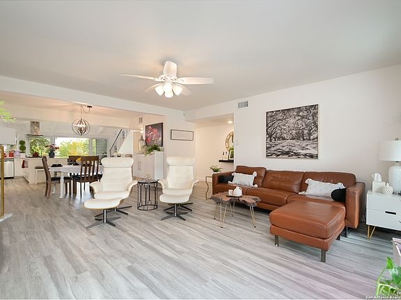 4th image of 13507 Scarsdale