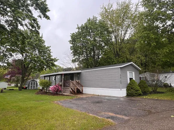 2828 Trepanier Dr #515, Ludington, MI 49431