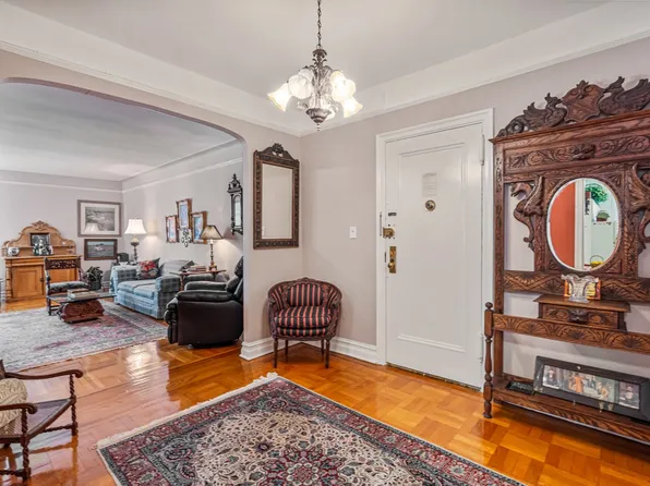 111-15 75th Avenue image 4 of 13