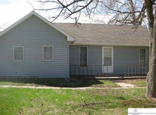 101 E 4th St, Kennard, NE 68034