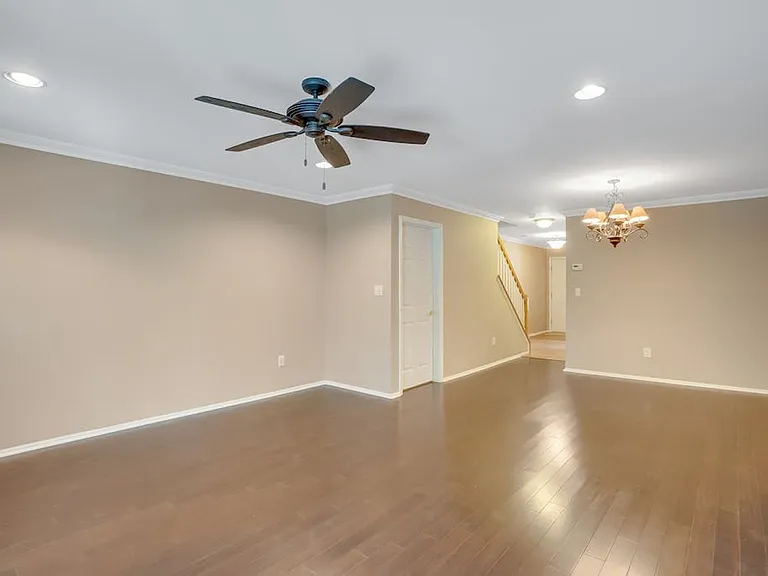 2269 Nash Ct — Photo 13