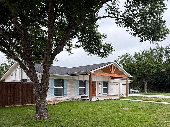 2nd image of 10801 Rick Dr