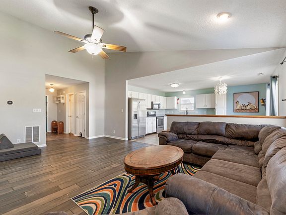 5th image of 3002 Beachwalk Ln