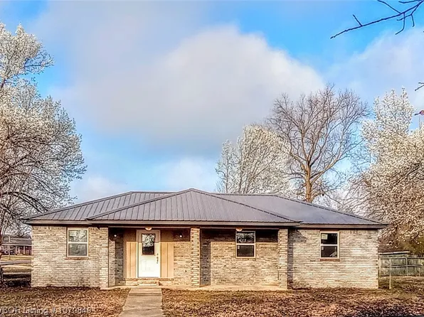 501 Carson Rd, Roland, OK 74954