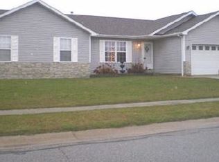 703 Jacob Dr, Westville, IN 46391
