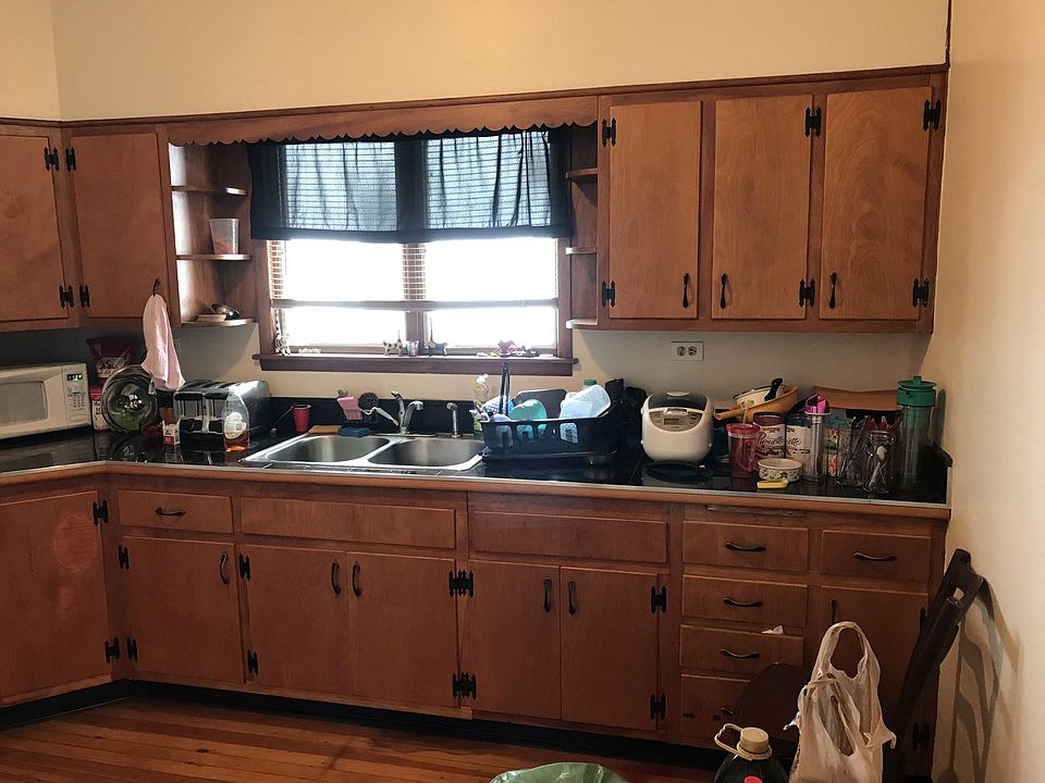 1st image of 555 Mercer St Floor 1