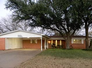 2525 Woodridge Dr, Abilene, TX 79605
