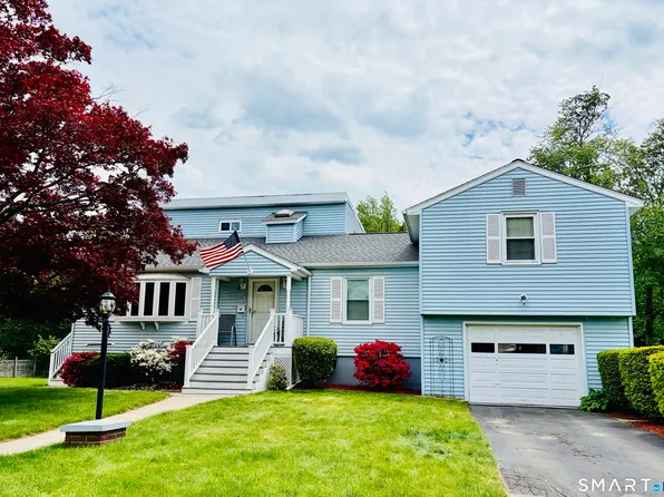 228 Raymond Street, Waterbury, CT 06706