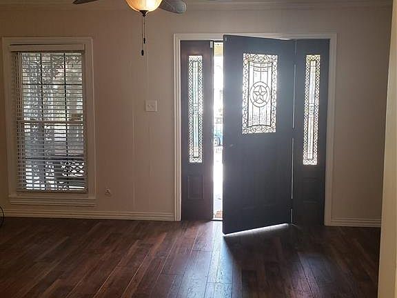 5th image of 4017 Valentine St