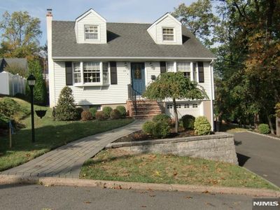 63 Disepo Ave, Hawthorne, NJ, 07506