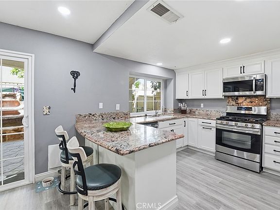 3rd image of 15766 Firethorn Rd
