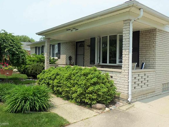3rd image of 14643 Alpena Dr