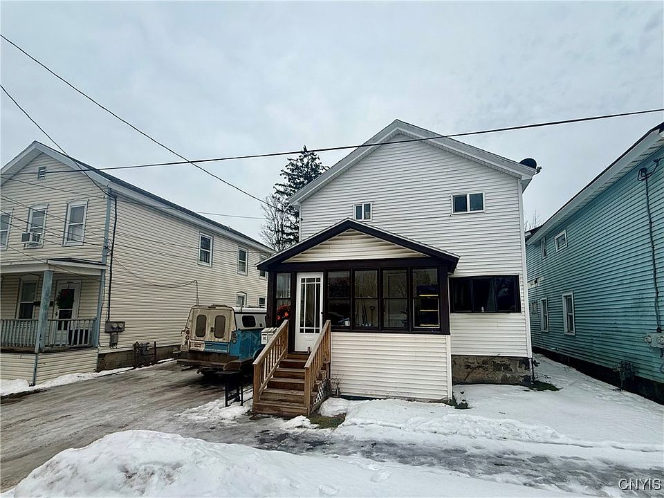 1st image of 14 Grant St