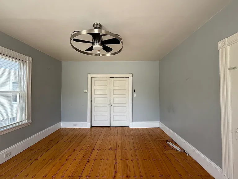109 Nightingale Ave #1 — Photo 10