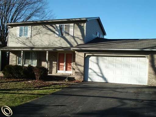 2nd image of 351 Hillcliff Dr