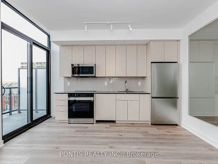 2075 Lakeshore Rd #404 — Photo 14