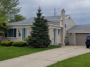 31734 Eiffel Ave, Warren, MI 48088