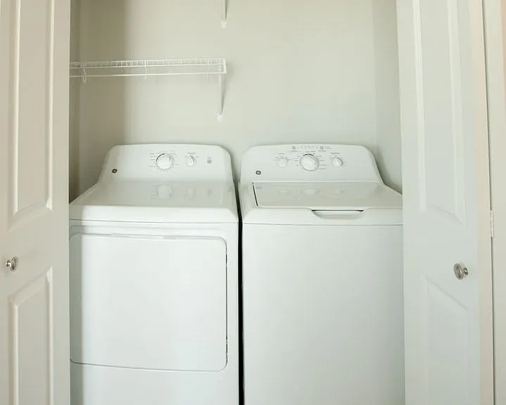 Parkside Luxury Apartments — Photo 28