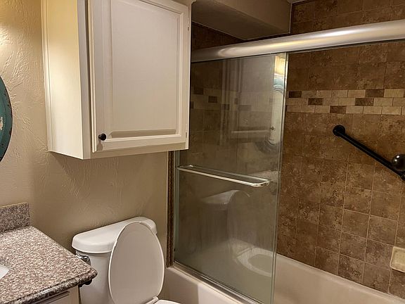 3rd image of 11130 Stratford Dr APT 408