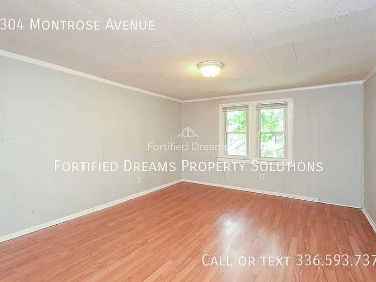 2304 Montrose Ave — Photo 7