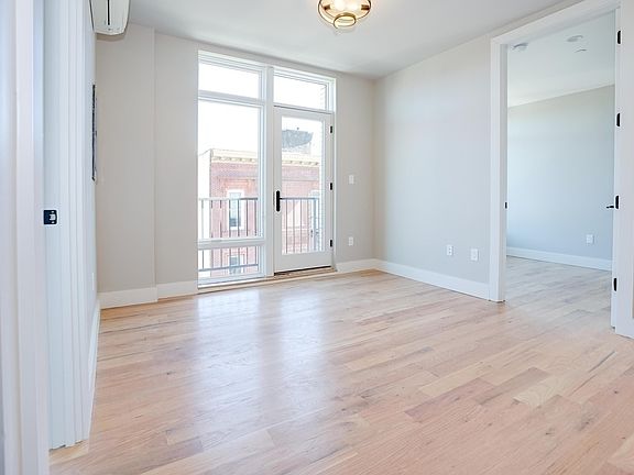 2nd image of 12 Jefferson St #3AA