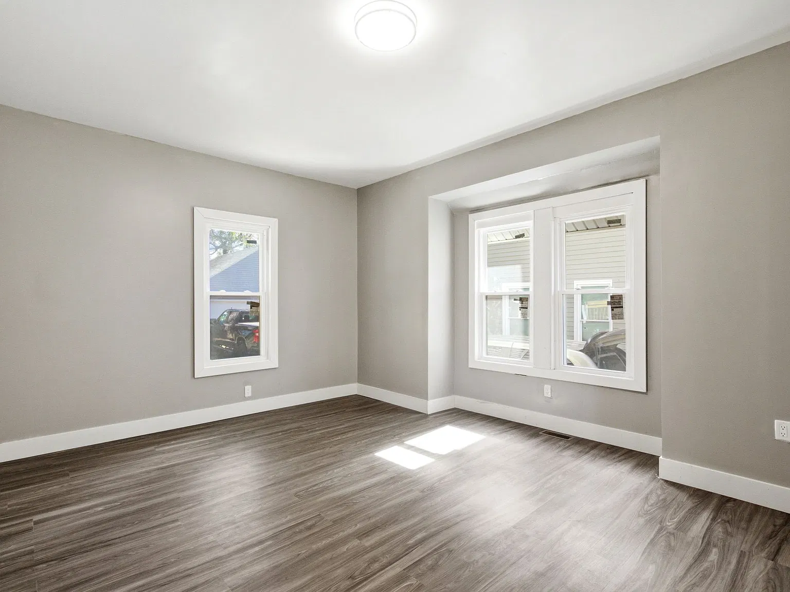 3 bed, 1236 sqft, $1,450 — Photo 4