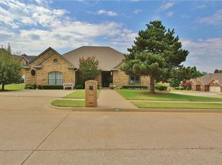 1601 Kingsgate Ct, Yukon, OK 73099