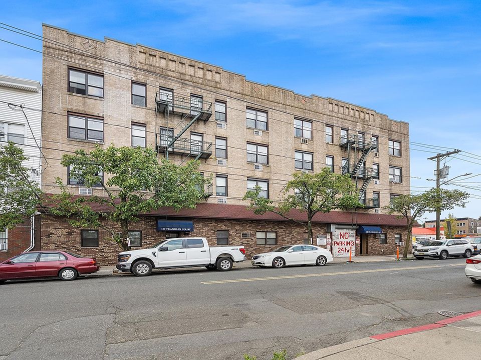1st image of 129 Franklin St APT C5