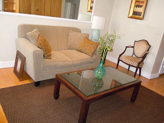 Rented by Nest Seekers International | media 8