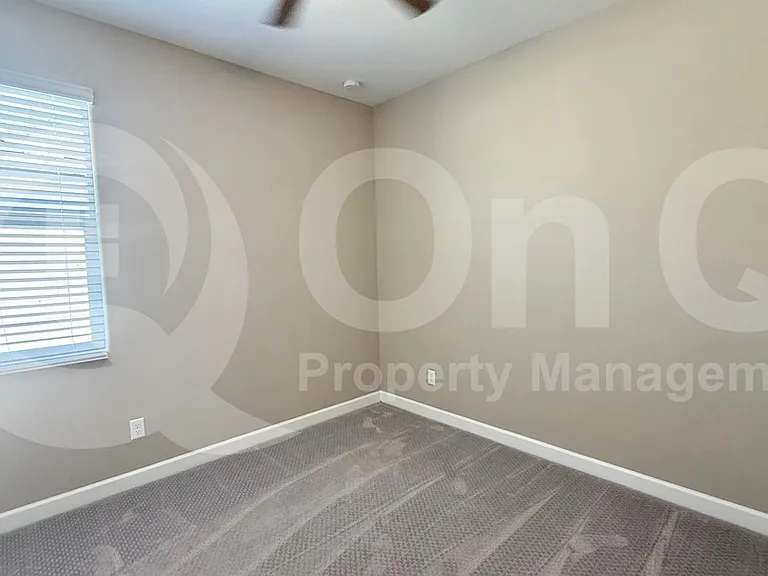 24089 W Hilton Ave — Photo 14