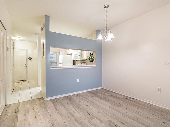 5th image of 2328 Lake Woodberry Cir