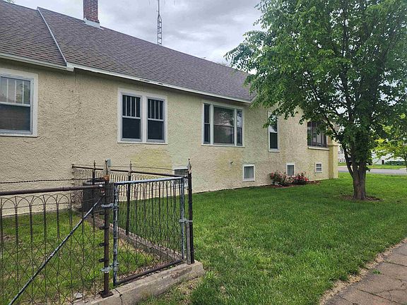 4th image of 621 W 4th St