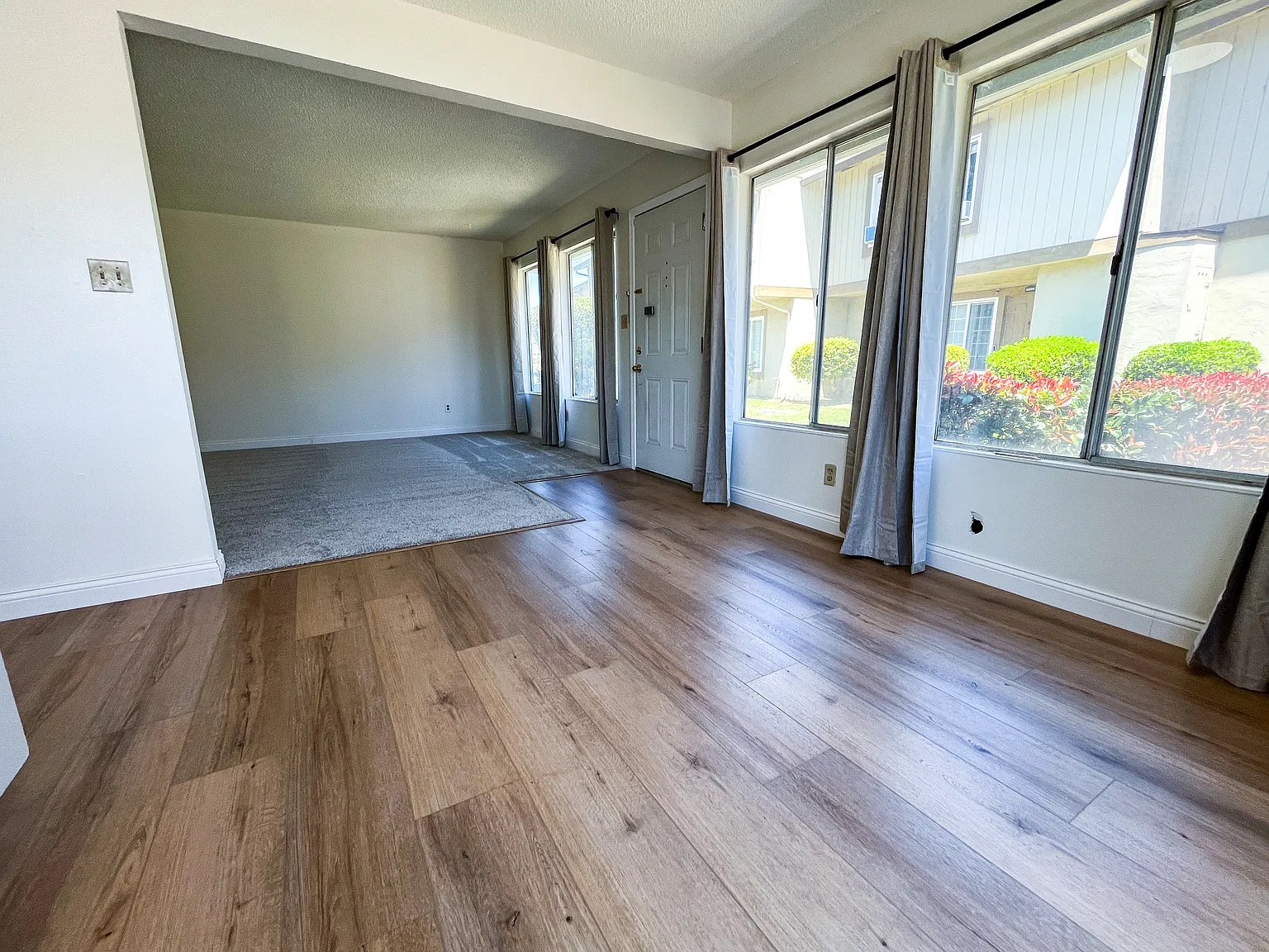 3 bed, 1220 sqft, $3,400 — Photo 3