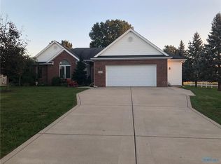 10161 Saddle Bridge Dr S, Whitehouse, OH 43571