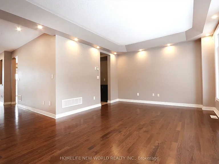 41 Pulpwood Cres — Photo 7