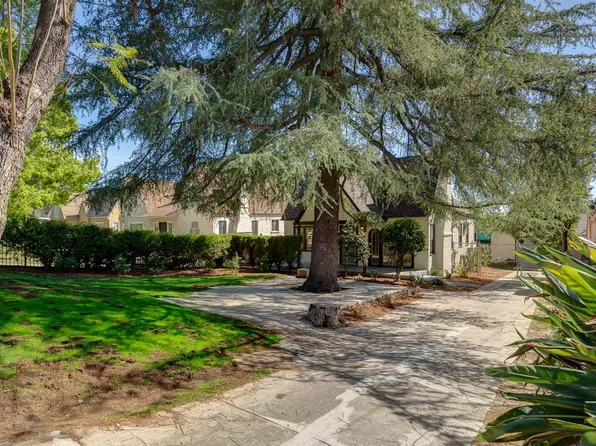 318 W Altadena Dr, Altadena, CA 91001