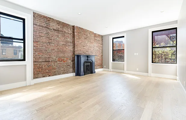 Rented by REAL New York | media 32