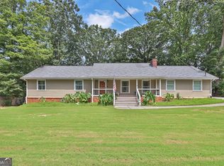 1952 Colony Oaks Dr, Snellville, GA 30078