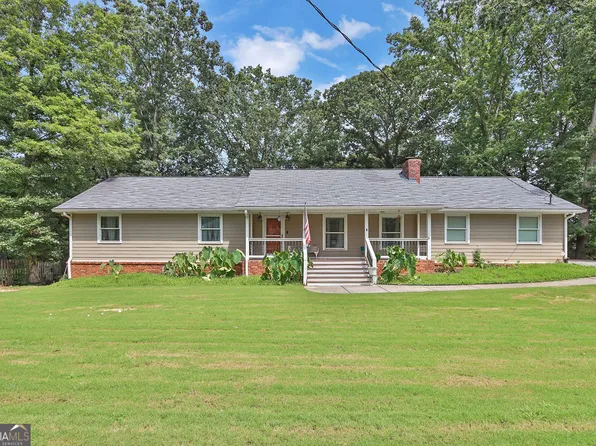 1952 Colony Oaks Dr, Snellville, GA 30078