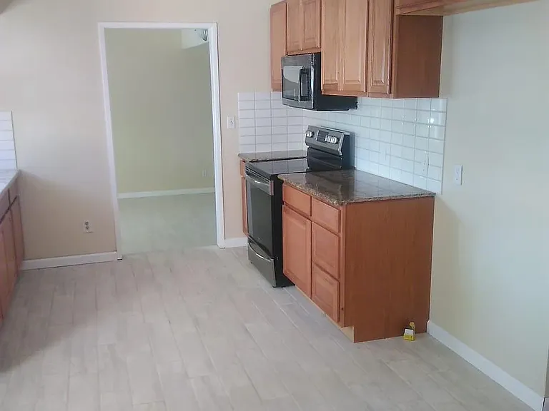 1739 W Sonoma Ave — Photo 9