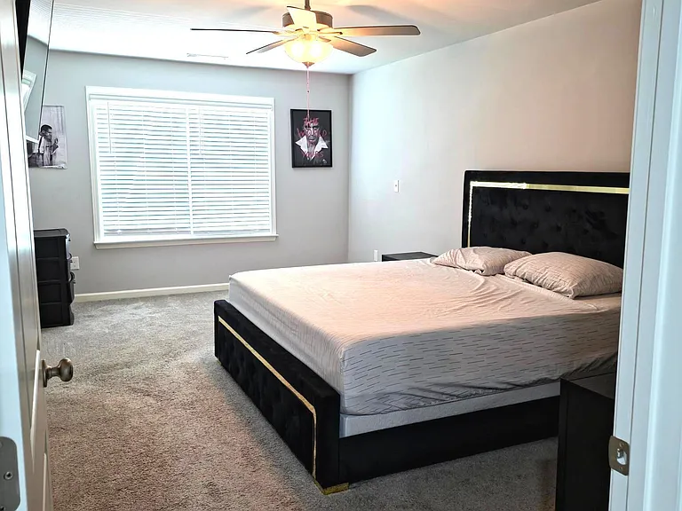 430 Village Creek Dr #B — Photo 20