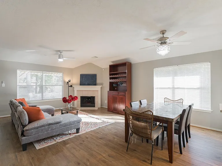 46 S Wynnoak Cir — Photo 26
