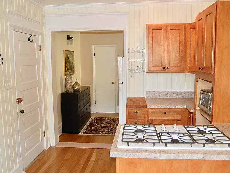 510 4th Ave N #2 — Photo 7