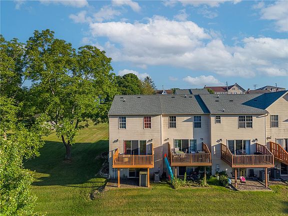 4th image of 7169 Logan Dr
