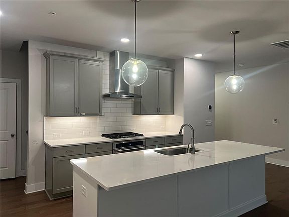 2nd image of 1244 Willowcrest Way