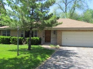 6N372 Rohlwing Rd, Itasca, IL 60143