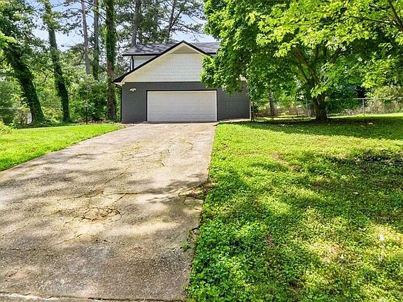 3rd image of 5058 Rock Springs Rd