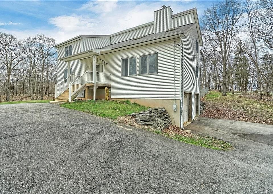 1st image of 23 Bollenbach Dr